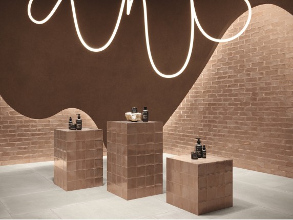 Clos (Ape Ceramica)