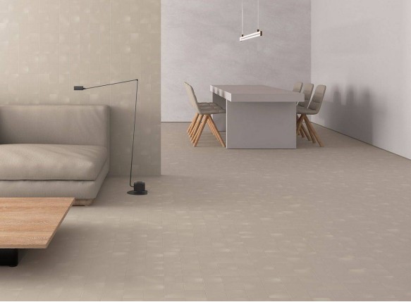 Balance (Living Ceramics)