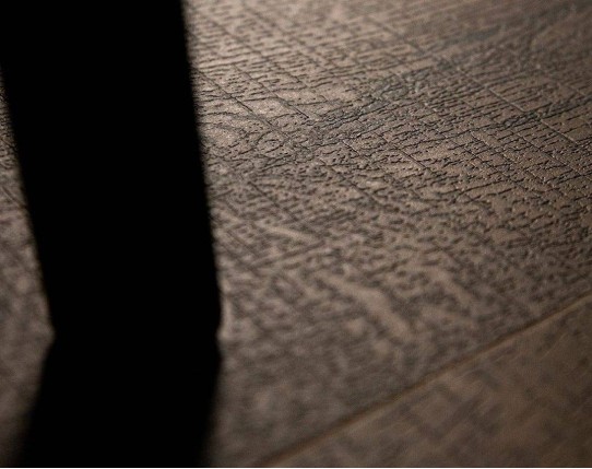 Ombra (Living Ceramics)