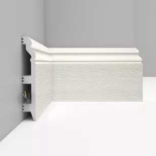 Плинтус напольный Decomaster D233-16/10 ДМ (120x23x2400 мм)