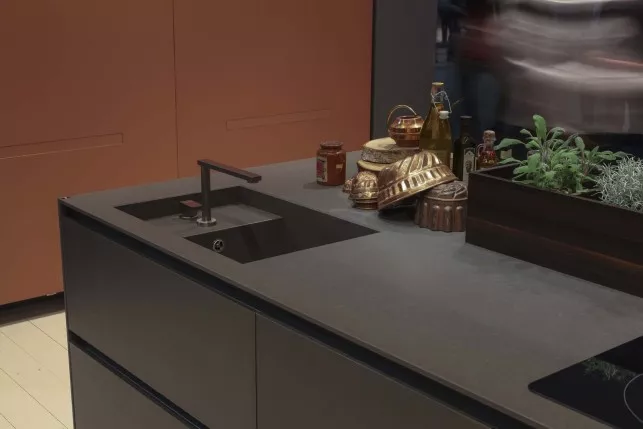 Pure Grey (Moreroom Stone)