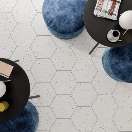 Bee (DNA Tiles)