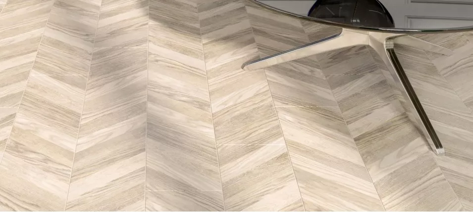 Wood Chevron (Golden Tile)