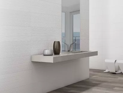 Плитка Tau Ceramica Emarese White Matt 30x90 настенная