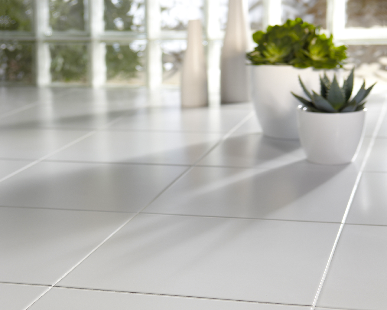 Типы керамогранита. Керамогранит laparet Cristal White белый. Ceramic Floor Tiles плитка. Плитка на пол. Напольная керамогранитная плитка.
